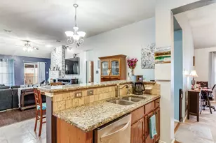 4737 Sea Ridge Dr, Fort Worth, TX 76133 - Photo 15