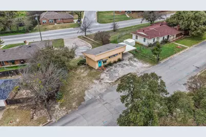 321 W Rentz Street, Weatherford, TX 76086 - Photo 17