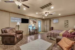 321 W Rentz St, Weatherford, TX 76086 - Photo 9