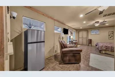 321 W Rentz Street, Weatherford, TX 76086 - Photo 11