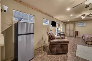 321 W Rentz St, Weatherford, TX 76086 - Photo 11