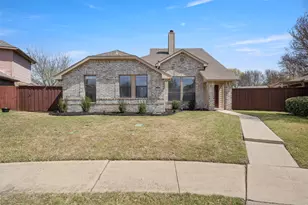 1301 Spring St, Allen, TX 75002 - Photo 1