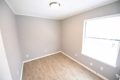 8910-8912 Greenmound Avenue, Dallas, TX 75227 - Photo 9