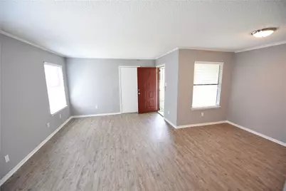 8910-8912 Greenmound Avenue, Dallas, TX 75227 - Photo 3