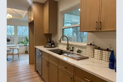 7728 Lemmonwood Drive, Dallas, TX 75231 - Photo 5