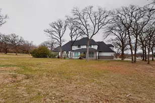 531 E Hickory Ridge Cir, Argyle, TX 76226 - Photo 35