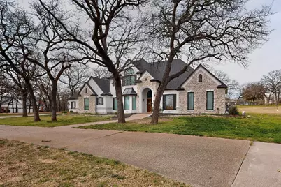 531 E Hickory Ridge Circle, Argyle, TX 76226 - Photo 3