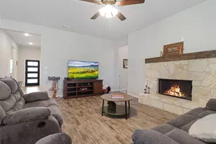 189 Chester Rd, Springtown, TX 76082 - Photo 15