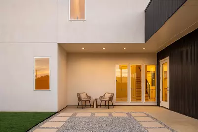 825 Nomas Street, Dallas, TX 75212 - Photo 17