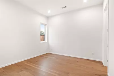 825 Nomas Street, Dallas, TX 75212 - Photo 13