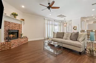 319 Winding Creek Ln, Waco, TX 76657 - Photo 17