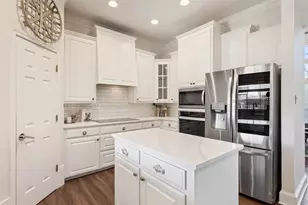 319 Winding Creek Ln, Waco, TX 76657 - Photo 15