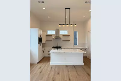 2203 Hondo Avenue #201, Dallas, TX 75219 - Photo 5