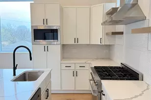 2203 Hondo Ave, Dallas, TX 75219 - Photo 3