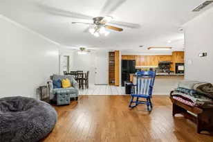 1004 Gladstone Ave, Azle, TX 76020 - Photo 11