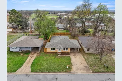 732 W Bullock Street, Denison, TX 75020 - Photo 25