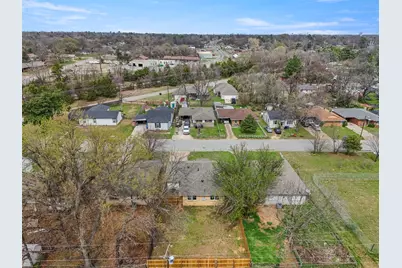 732 W Bullock Street, Denison, TX 75020 - Photo 29