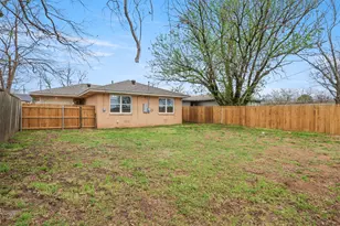 732 W Bullock St, Denison, TX 75020 - Photo 23