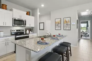 16625 Laguna Vis St, Fort Worth, TX 76247 - Photo 3