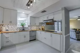 2205 Prestonwood Dr, Arlington, TX 76012 - Photo 13