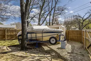 2205 Prestonwood Dr, Arlington, TX 76012 - Photo 37