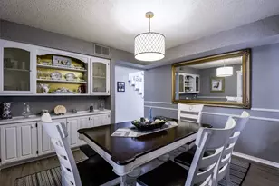 2205 Prestonwood Dr, Arlington, TX 76012 - Photo 9