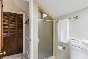 2205 Prestonwood Dr, Arlington, TX 76012 - Photo 29