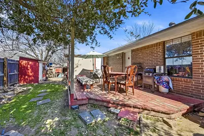 821 Jennifer Court, Sanger, TX 76266 - Photo 5