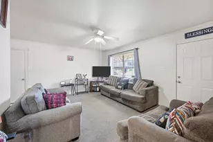 821 Jennifer Ct, Sanger, TX 76266 - Photo 7