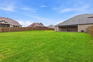 702 Anne Rd, Van Alstyne, TX 75495 - Photo 25