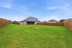 702 Anne Rd, Van Alstyne, TX 75495 - Photo 27