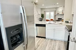 3801 14th St, Plano, TX 75074 - Photo 9