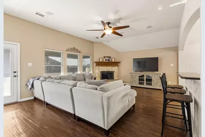 6810 Volunteer Drive, Greenville, TX 75402 - Photo 15