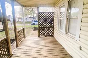 308 N Shawnee St, Ennis, TX 75119 - Photo 25