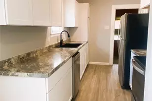 308 N Shawnee St, Ennis, TX 75119 - Photo 7