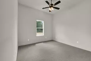 305 Wrangler Ct, Weatherford, TX 76088 - Photo 31