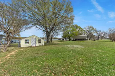 2109 Beavers Point, Bonham, TX 75418 - Photo 31