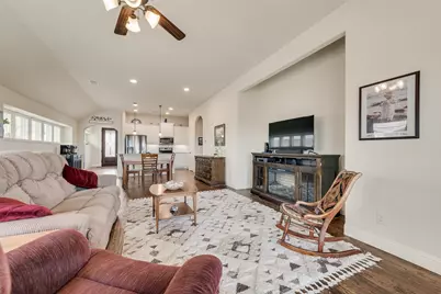 548 Hay Meadow Drive, Waxahachie, TX 75165 - Photo 9