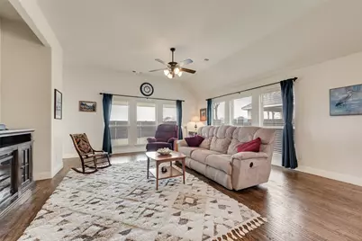 548 Hay Meadow Drive, Waxahachie, TX 75165 - Photo 13