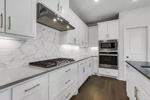 5005 Shadetree St, Little Elm, TX 76227 - Photo 13