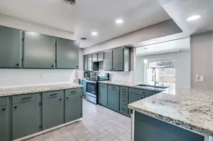 2418 Patricia Ln, Garland, TX 75041 - Photo 5