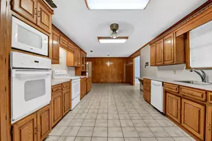 5108 Woodard Ave, Cleburne, TX 76033 - Photo 11