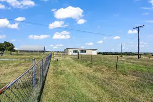 5108 Woodard Ave, Cleburne, TX 76033 - Photo 33