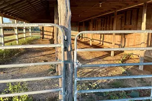 5108 Woodard Ave, Cleburne, TX 76033 - Photo 39