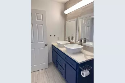 1060 Valley Vista Drive, Irving, TX 75063 - Photo 33