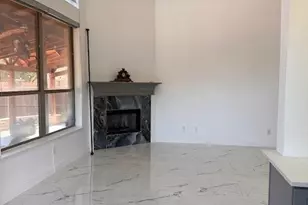 1060 Valley Vista Dr, Irving, TX 75063 - Photo 7