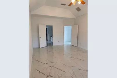 1060 Valley Vista Drive, Irving, TX 75063 - Photo 23