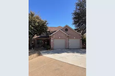 1060 Valley Vista Drive, Irving, TX 75063 - Photo 3