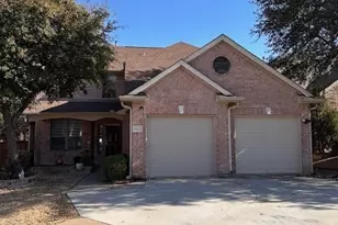 1060 Valley Vista Dr, Irving, TX 75063 - Photo 3