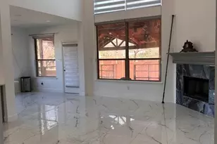 1060 Valley Vista Dr, Irving, TX 75063 - Photo 9